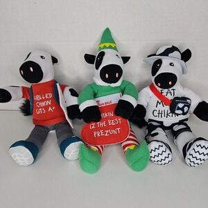 Chick Fil A Plush Cows Lot of 3 Eat Mor Chikin Christmas Holiday Toys